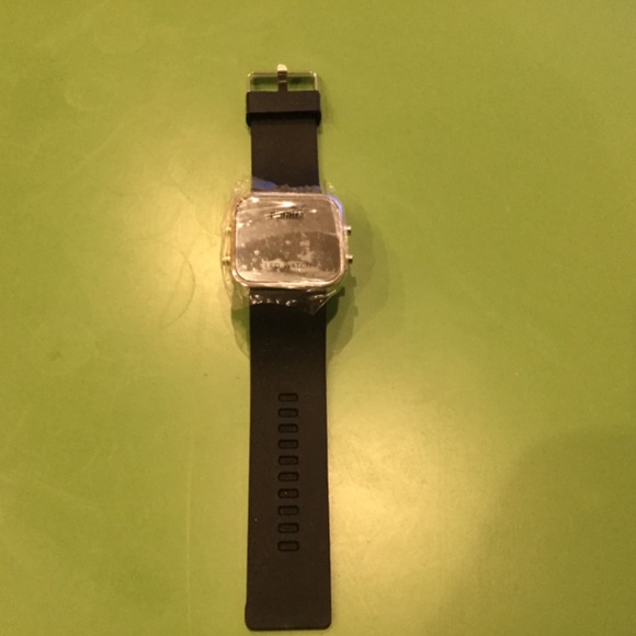 Sport Watch Puma - Picture 3 of 3